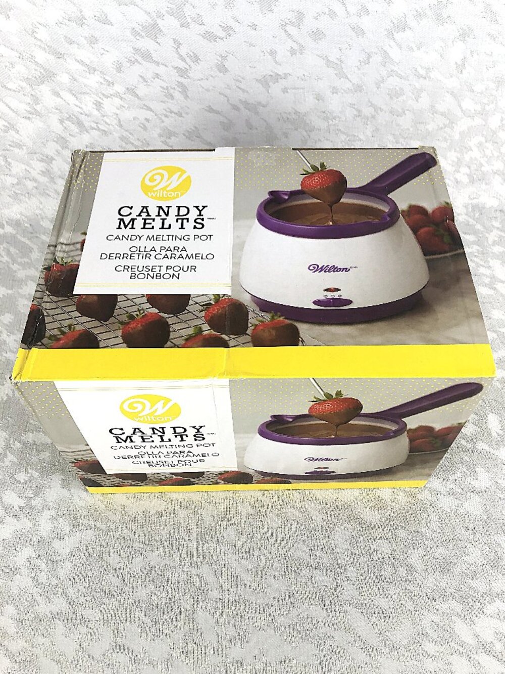 Wilton Candy Melts Candy Melting Pot 2.5 Cup NIB